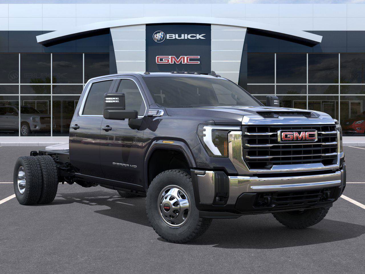 New 2025 GMC Sierra 3500 SLE w/ SLE Convenience Package image 7