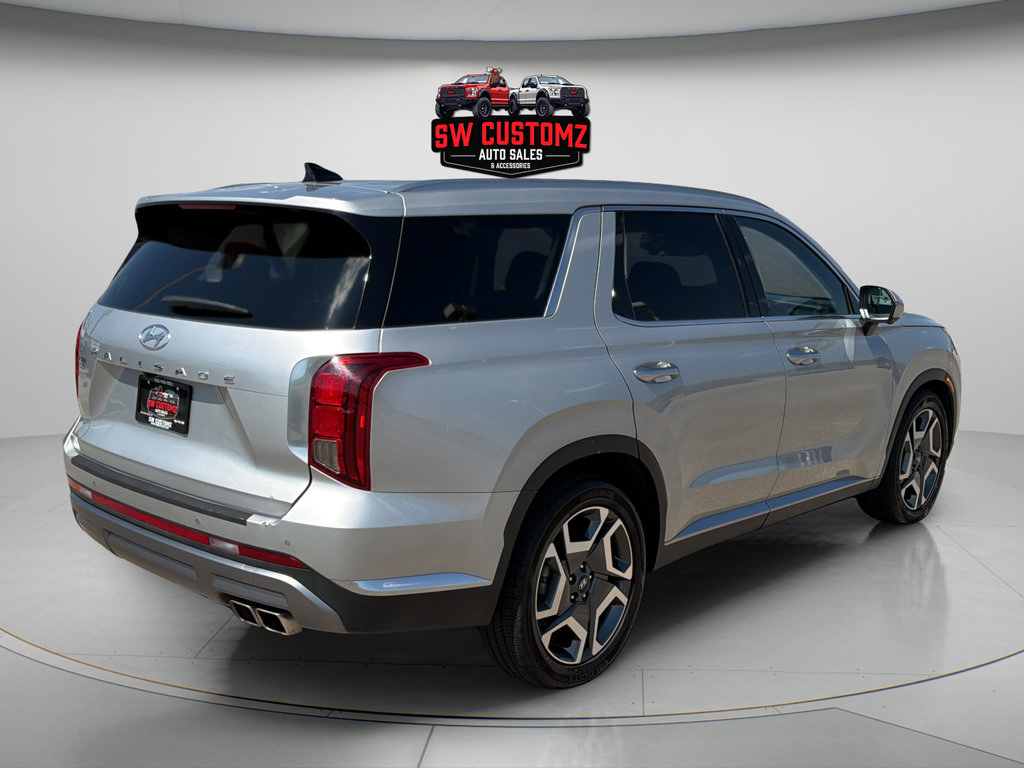 Used 2024 Hyundai Palisade Limited FWD image 7