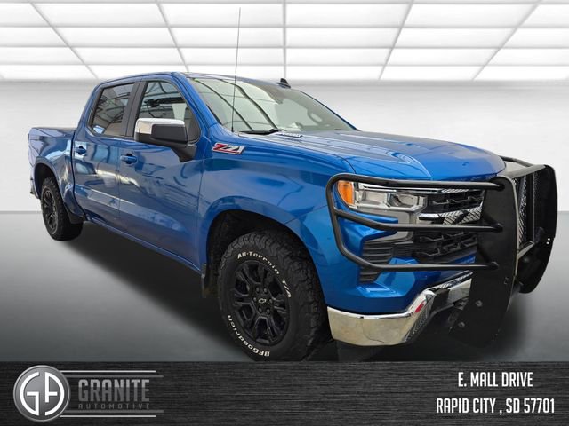 Used 2022 Chevrolet Silverado 1500 LT w/ Z71 Off-Road Package image 7