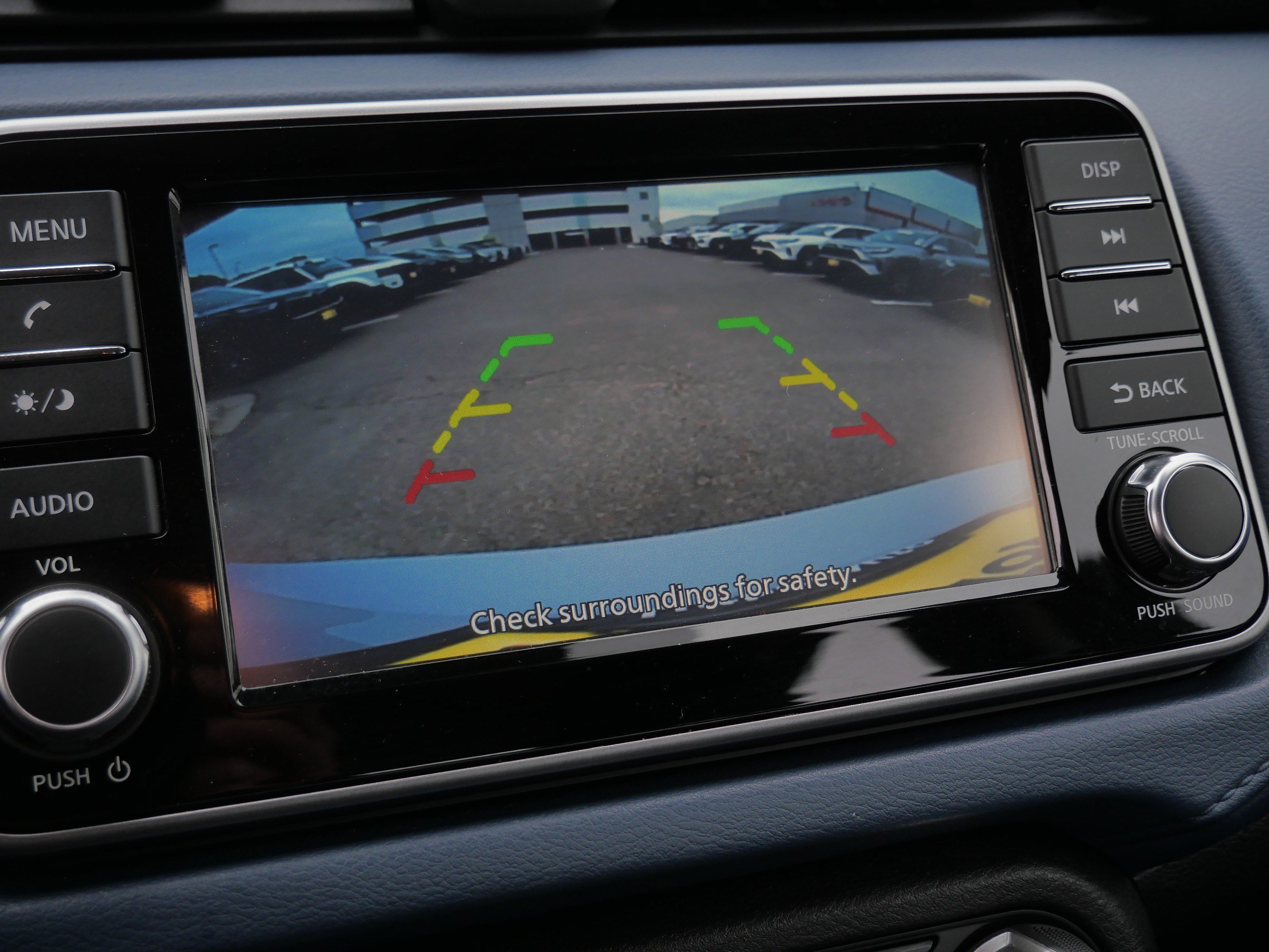 Used 2025 Nissan Versa SV FWD image 32
