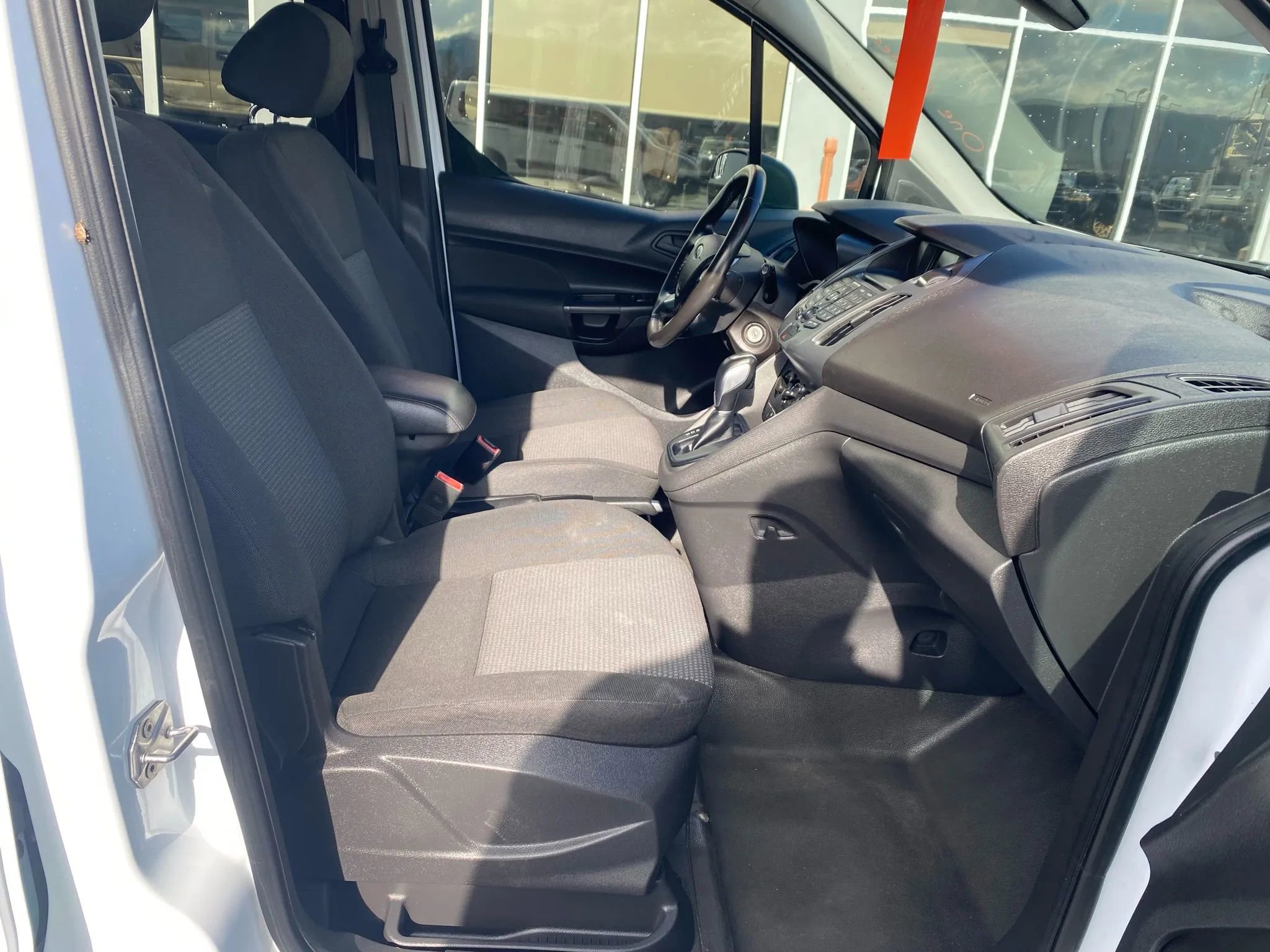 Used 2016 Ford Transit Connect XL image 19