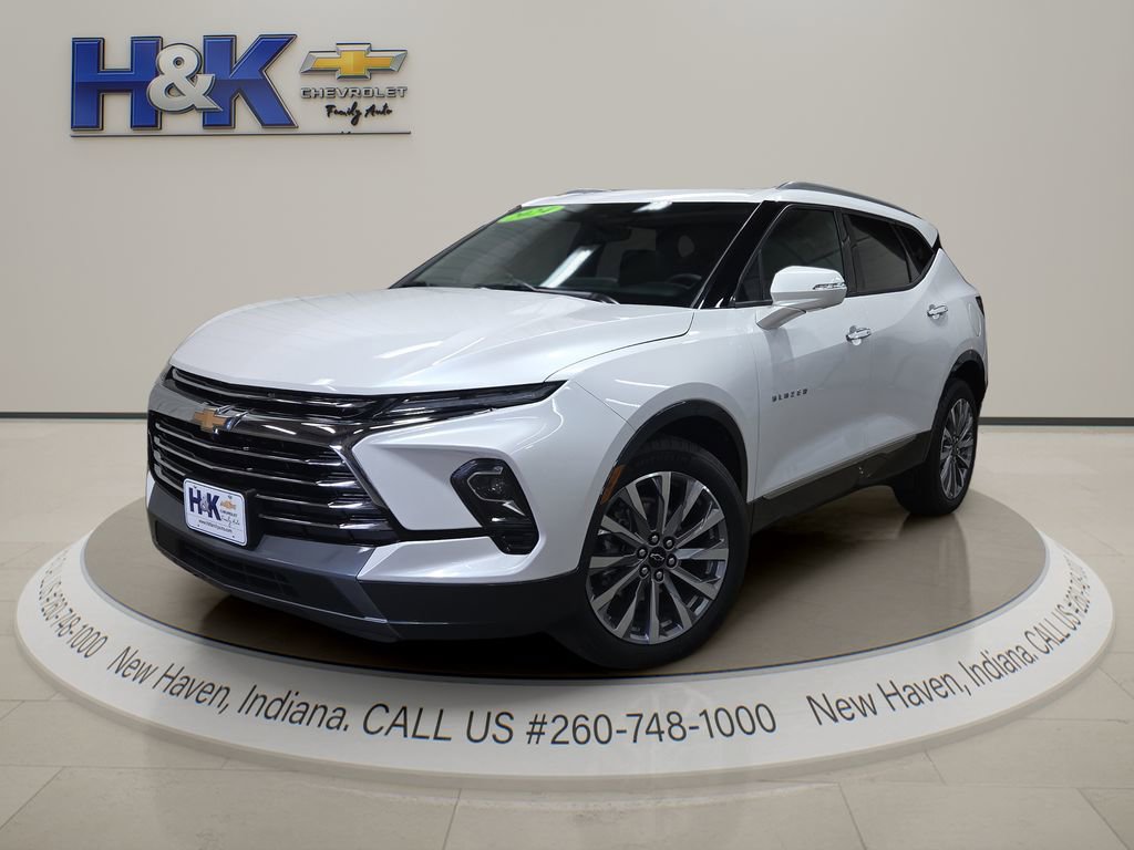 Used 2024 Chevrolet Blazer Premier w/ Driver Confidence II Package AWD/4WD image 3