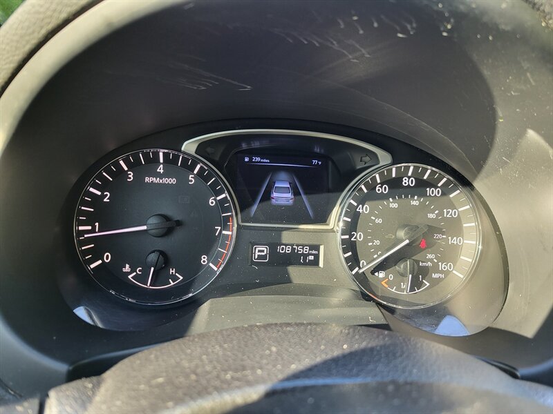 Used 2014 Nissan Altima 2.5 SV FWD image 17
