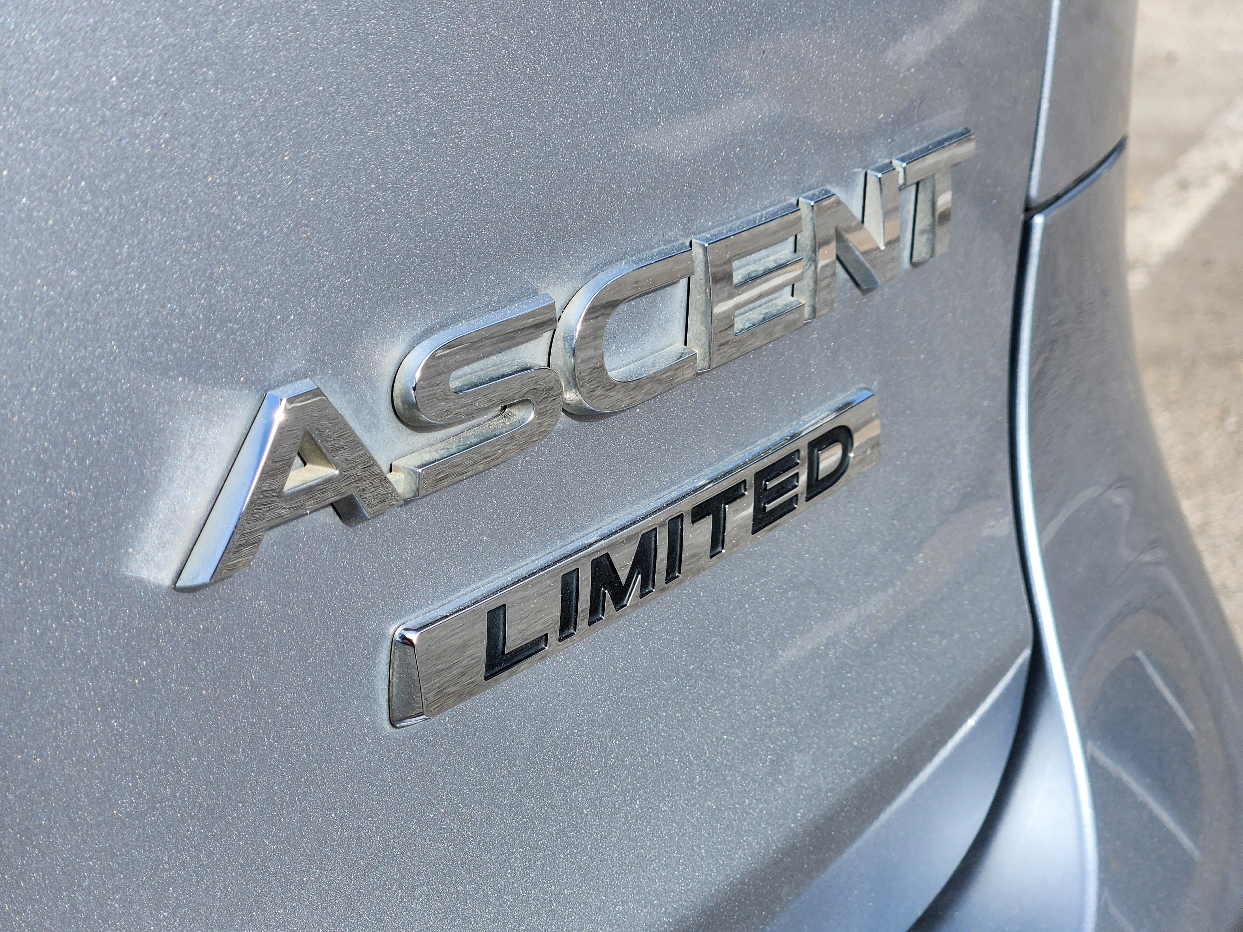 Used 2020 Subaru Ascent Limited w/ Technology Package image 10