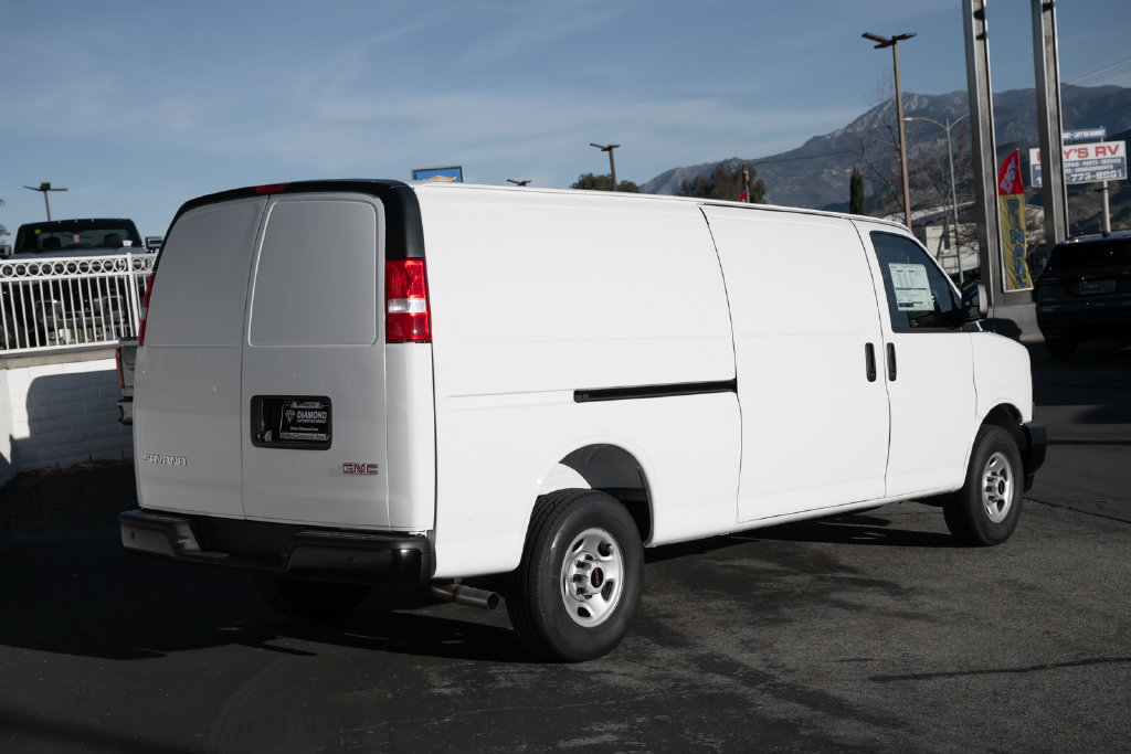 New 2025 GMC Savana 2500 Extended w/ Driver Convenience Package RWD image 4
