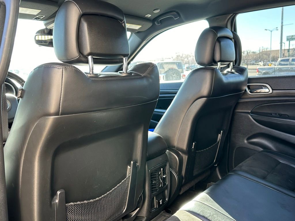 Used 2022 Jeep Grand Cherokee Laredo X image 11