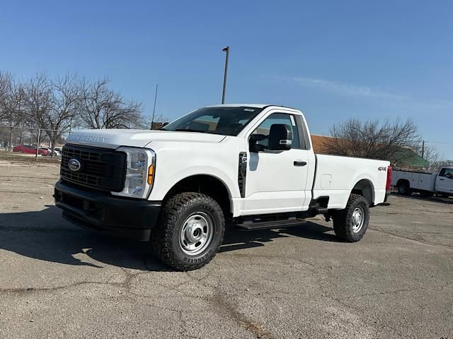 New 2025 Ford F250 XL w/ XL Off-Road Package image 2