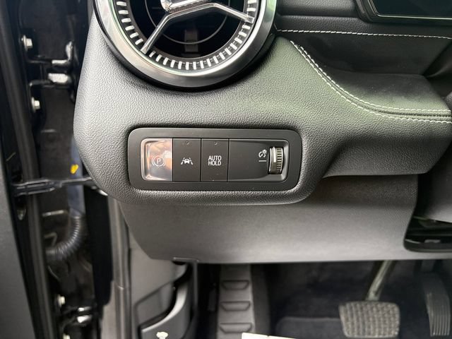 Used 2024 Chevrolet Blazer EV LT AWD/4WD image 20
