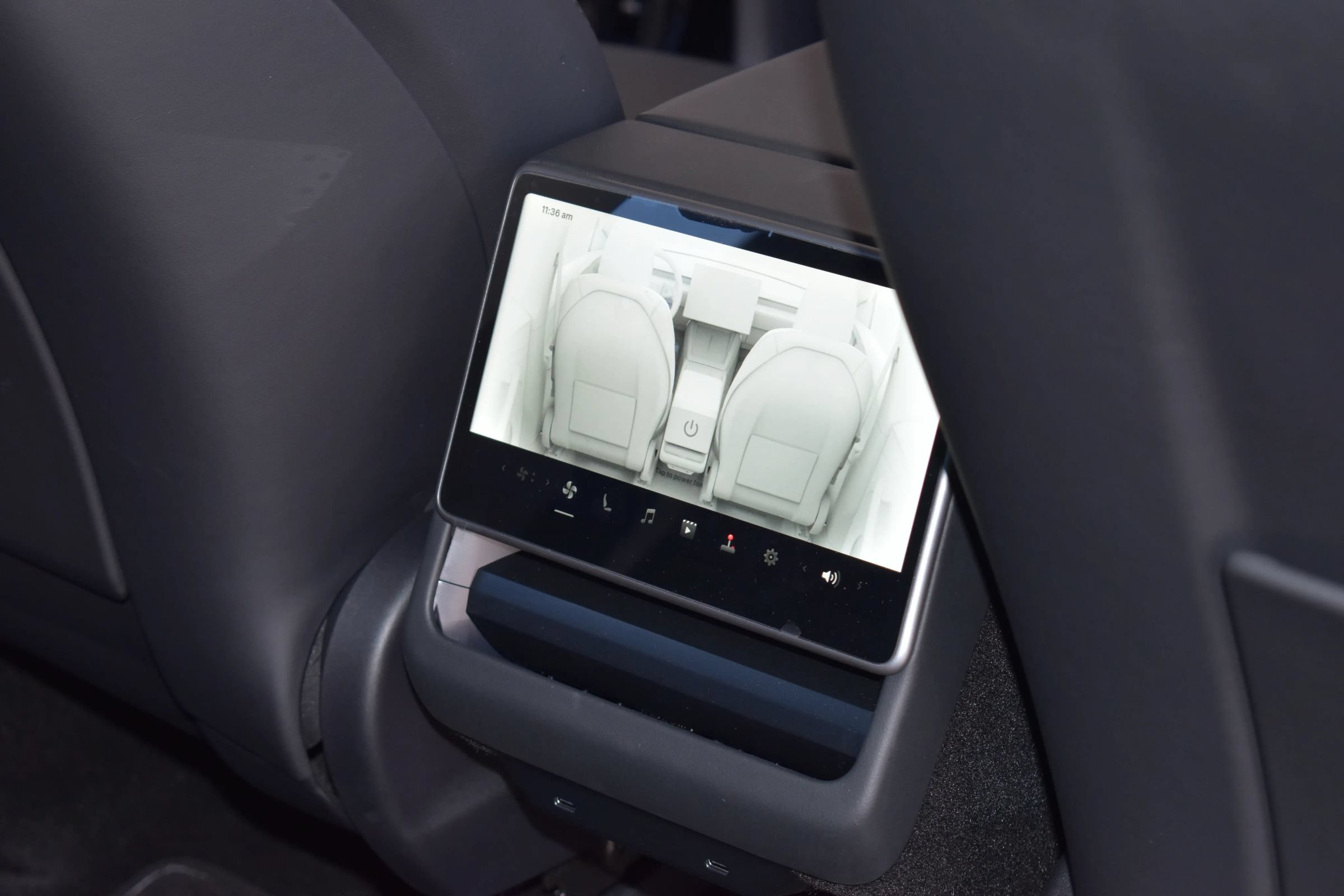 Used 2026 Tesla Model Y Long Range RWD image 14