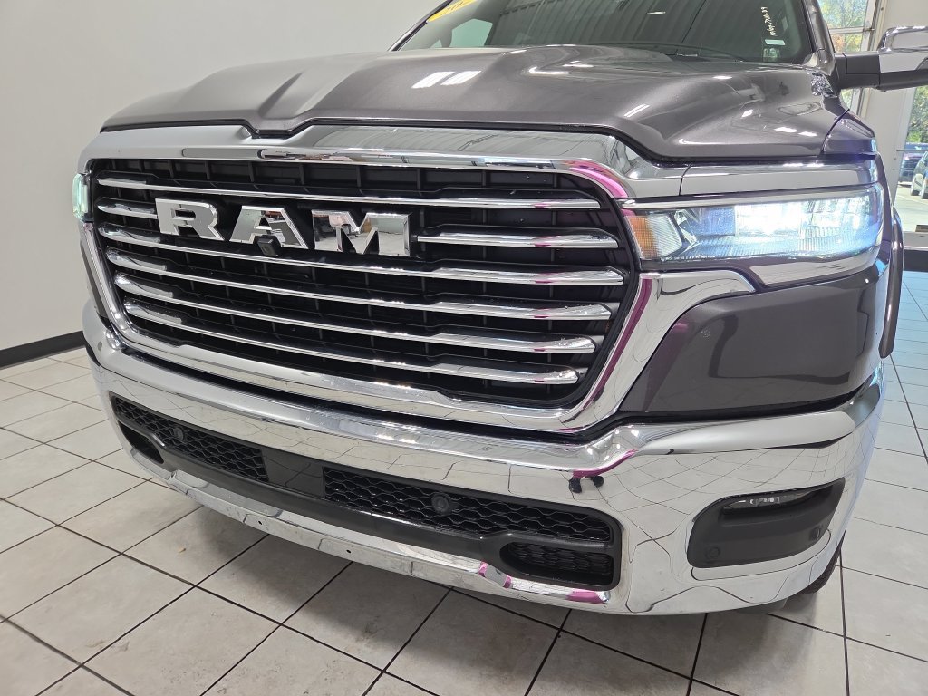 Used 2026 RAM 1500 Laramie AWD/4WD image 25
