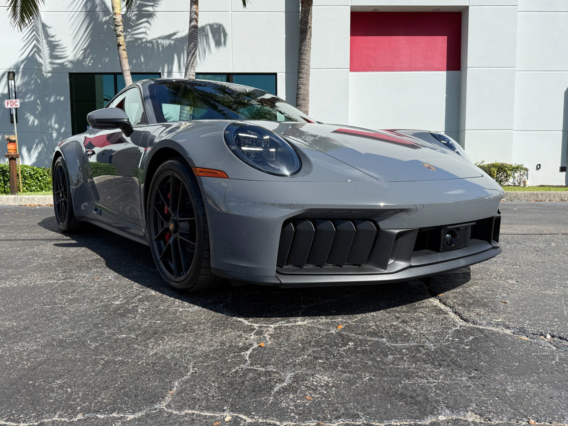 Used 2025 Porsche 911 Carrera GTS image 6