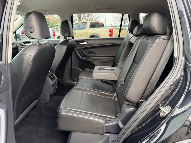 Used 2021 Volkswagen Tiguan SE R-Line image 31