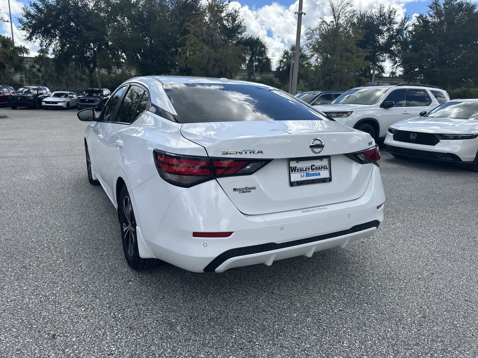 Used 2022 Nissan Sentra SV w/ Trunk Package FWD image 4