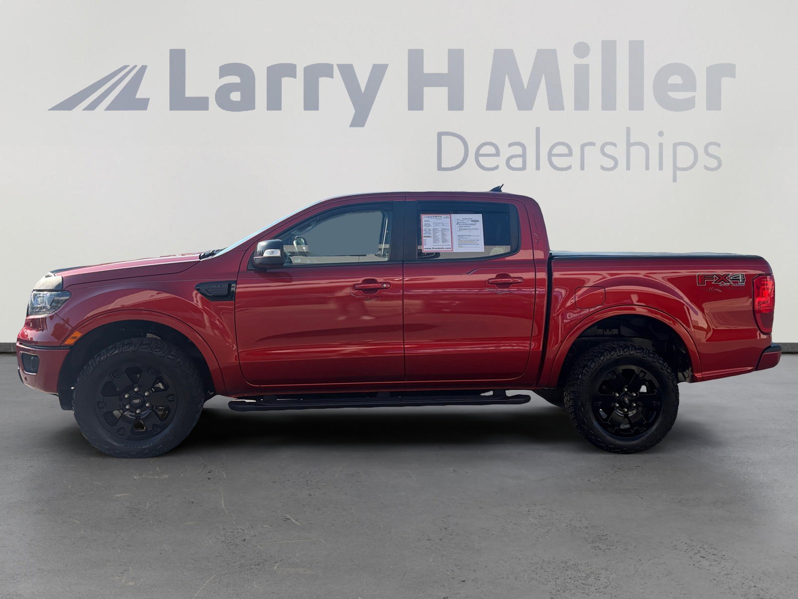 Used 2019 Ford Ranger Lariat w/ Black Appearance Package AWD/4WD image 2