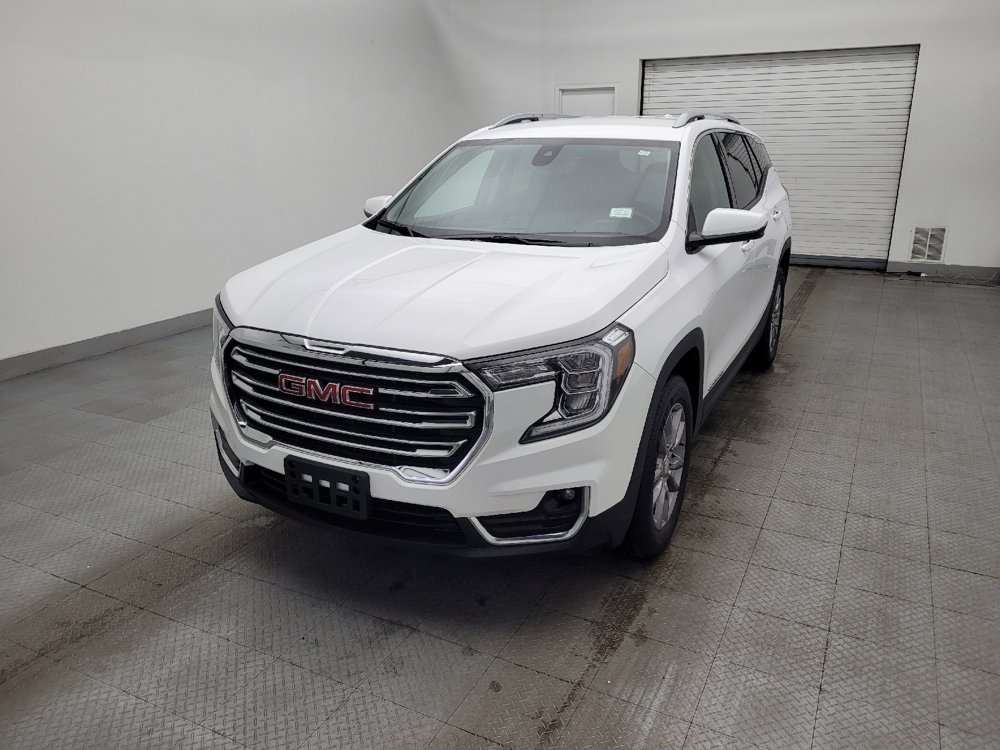 Used 2024 GMC Terrain SLT AWD/4WD image 15
