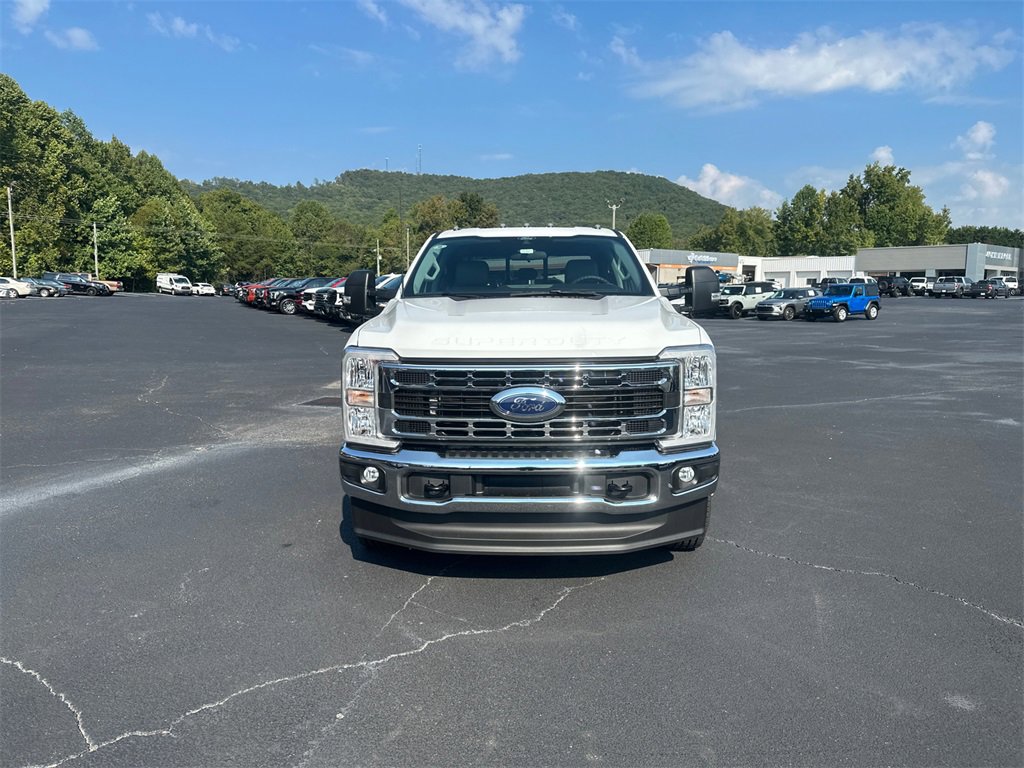 New 2026 Ford F350 XL w/ XL Chrome Package image 2