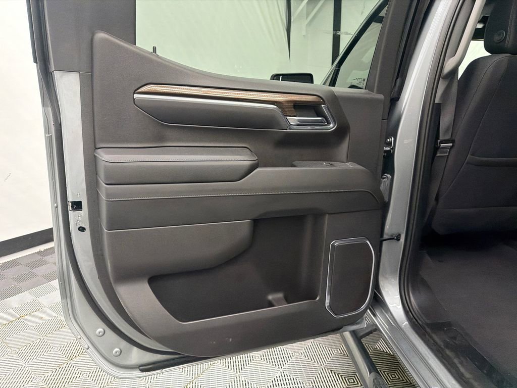 Used 2024 Chevrolet Silverado 1500 RST w/ Convenience Package II image 11