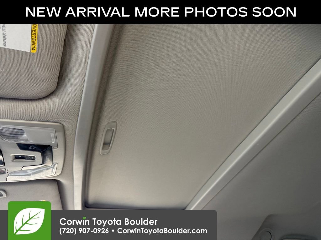 Used 2019 Toyota Sienna SE w/ SE Preferred Package AWD/4WD image 12