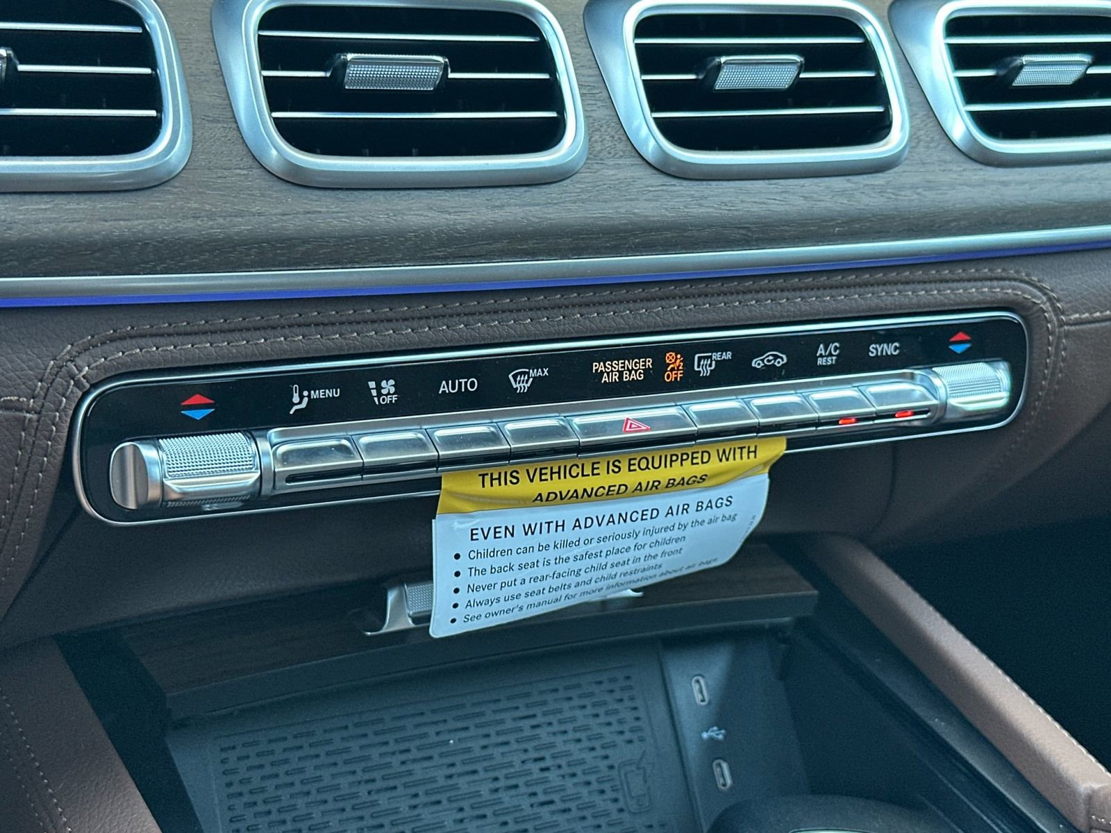 New 2026 Mercedes-Benz GLE 580 4MATIC image 23