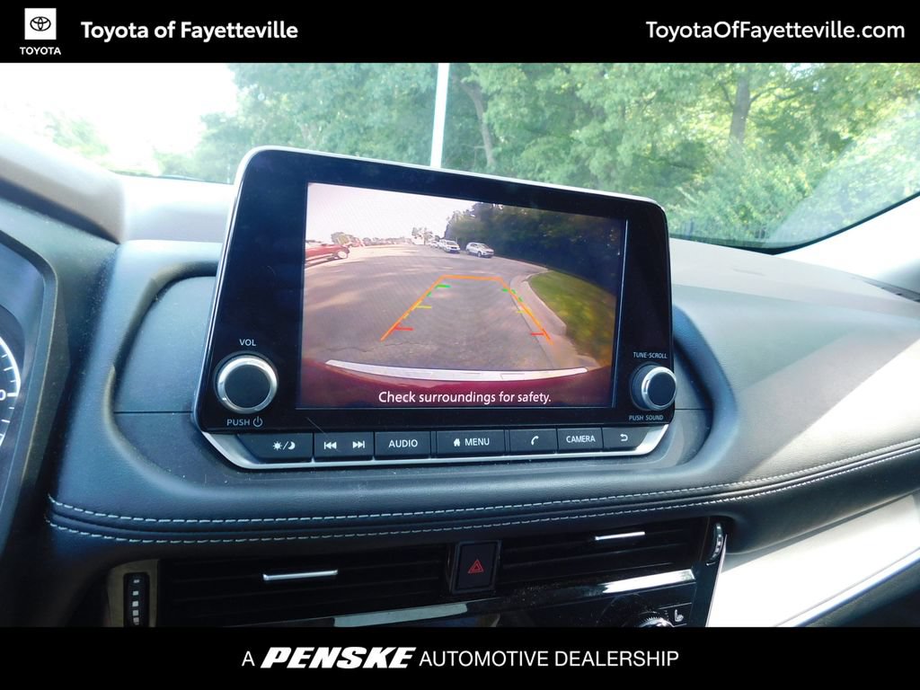 Used 2023 Nissan Rogue SV w/ SV Premium Package AWD/4WD image 11
