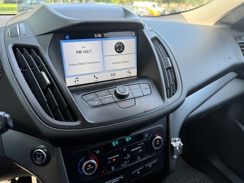 Used 2019 Ford Escape SEL AWD/4WD image 25
