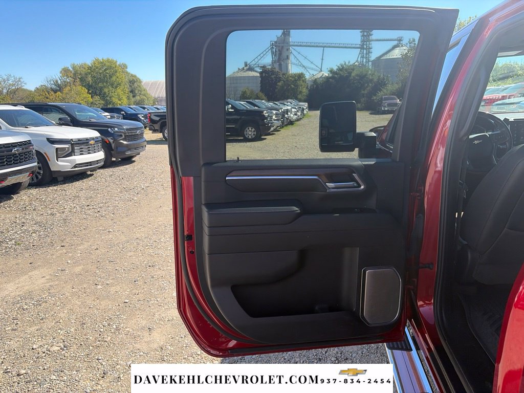 Used 2025 Chevrolet Silverado 3500 High Country w/ High Country Premium Package AWD/4WD image 21
