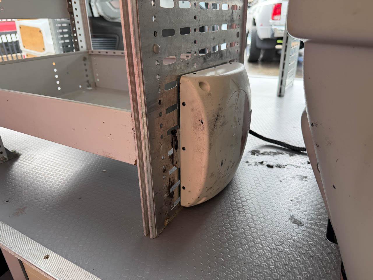 Used 2014 Ford Transit Connect XL image 23