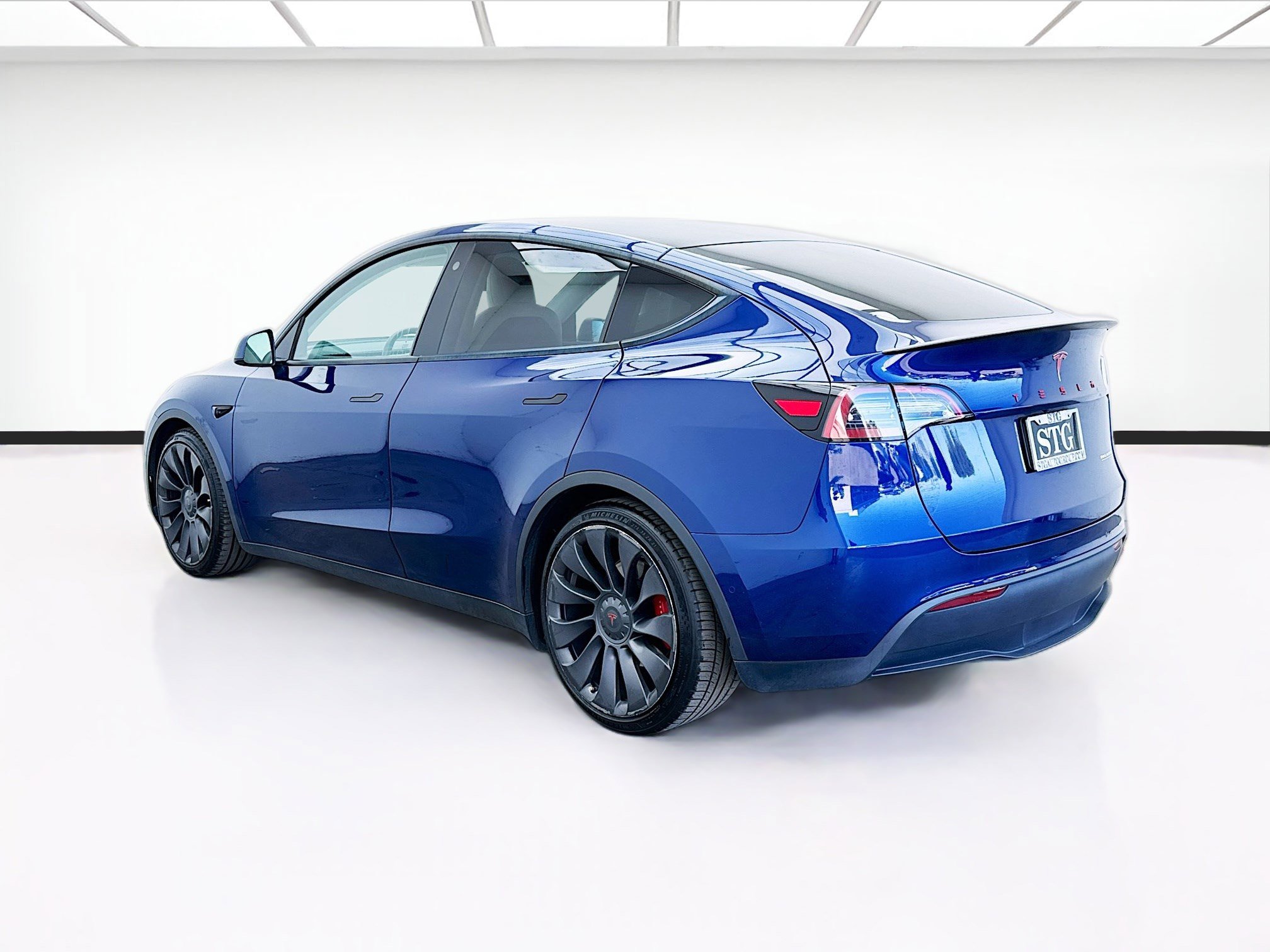 Used 2022 Tesla Model Y Performance image 6