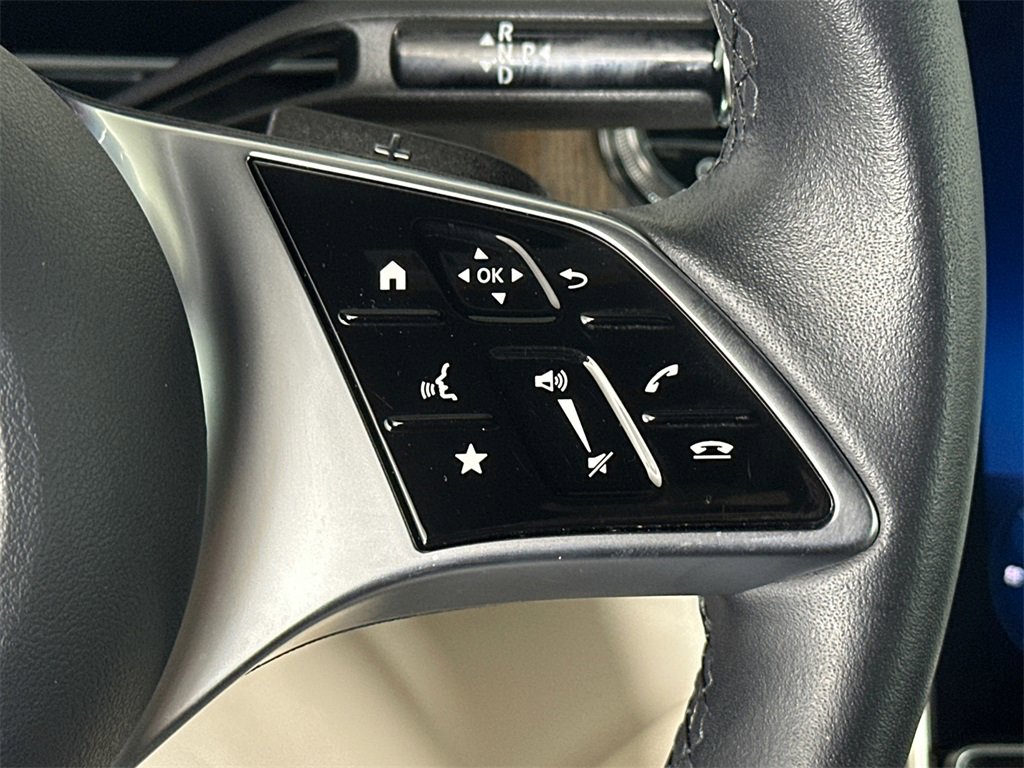 Certified 2024 Mercedes-Benz GLC 300 image 28