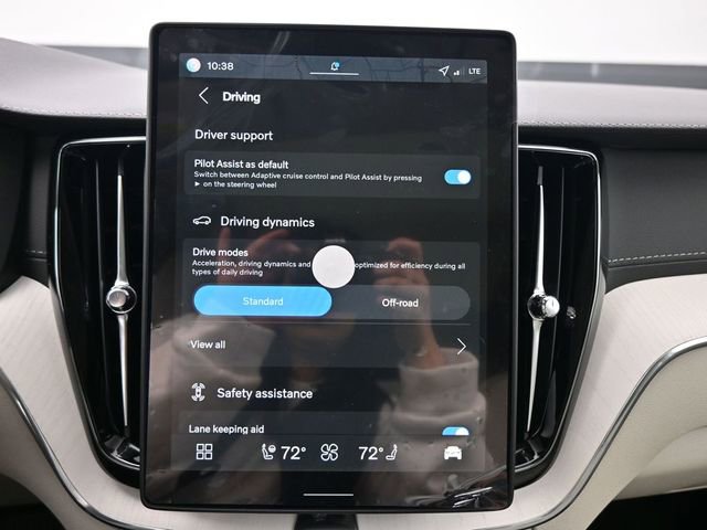 New 2026 Volvo XC60 B5 Ultra w/ Protection Package Premier image 14