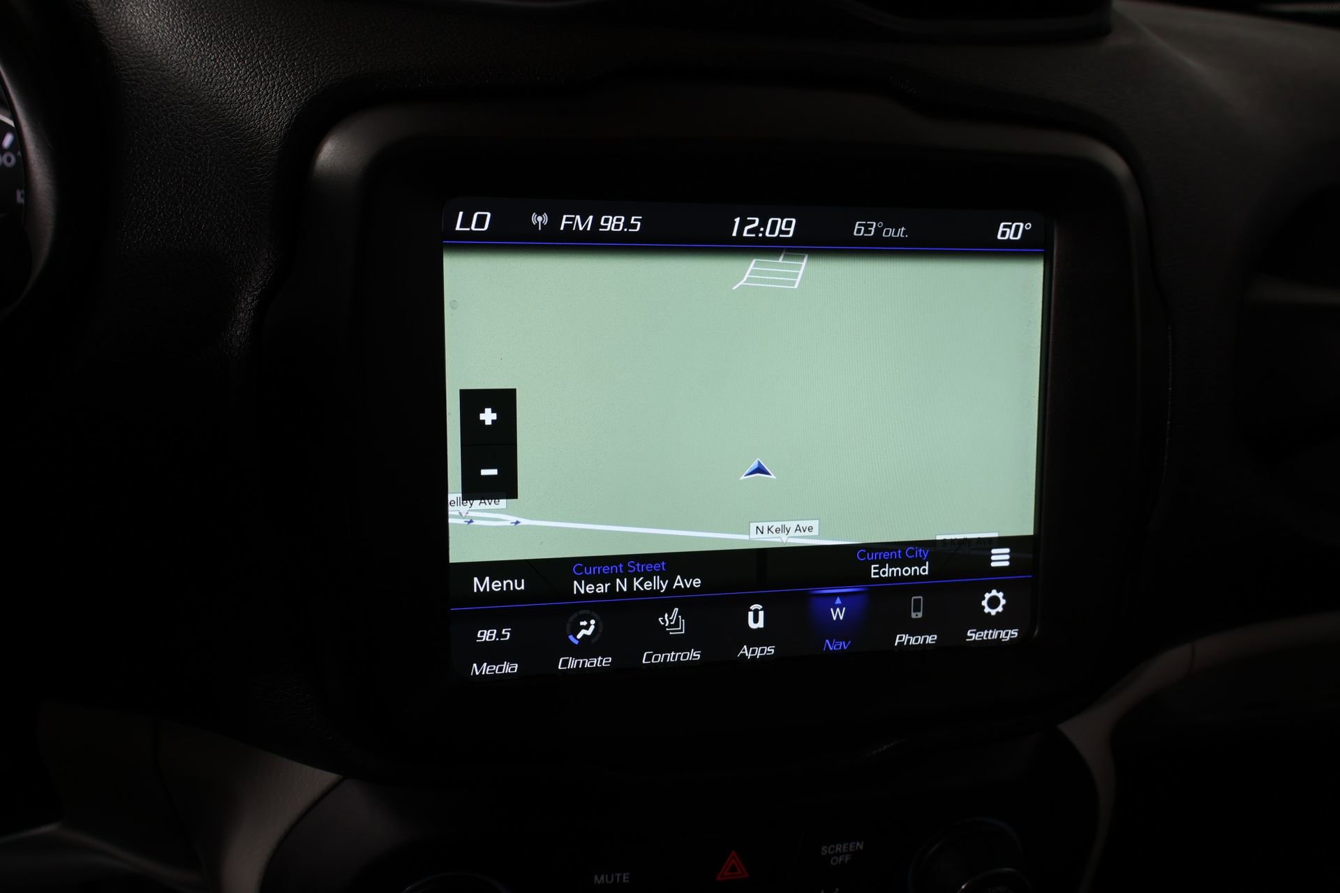 Used 2022 Jeep Renegade Latitude w/ Convenience Group image 7