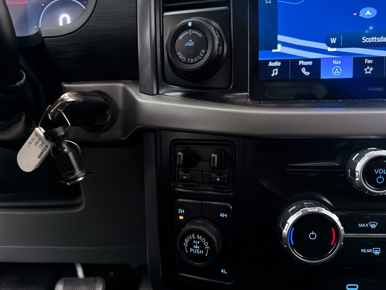 Used 2024 Ford F150 XLT w/ Tow/Haul Package AWD/4WD image 8