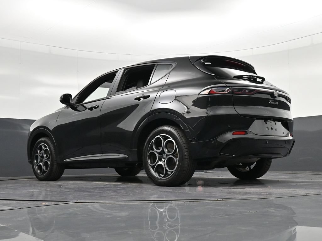Used 2025 Alfa Romeo Tonale AWD/4WD image 31