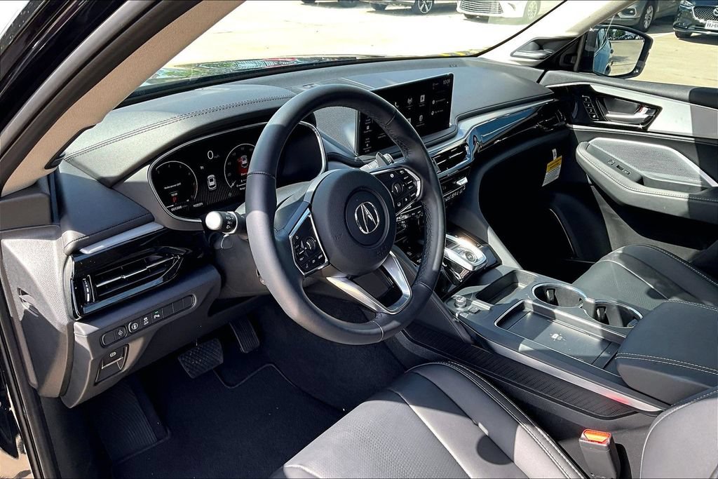 Used 2026 Acura MDX FWD w/ Technology Package image 16