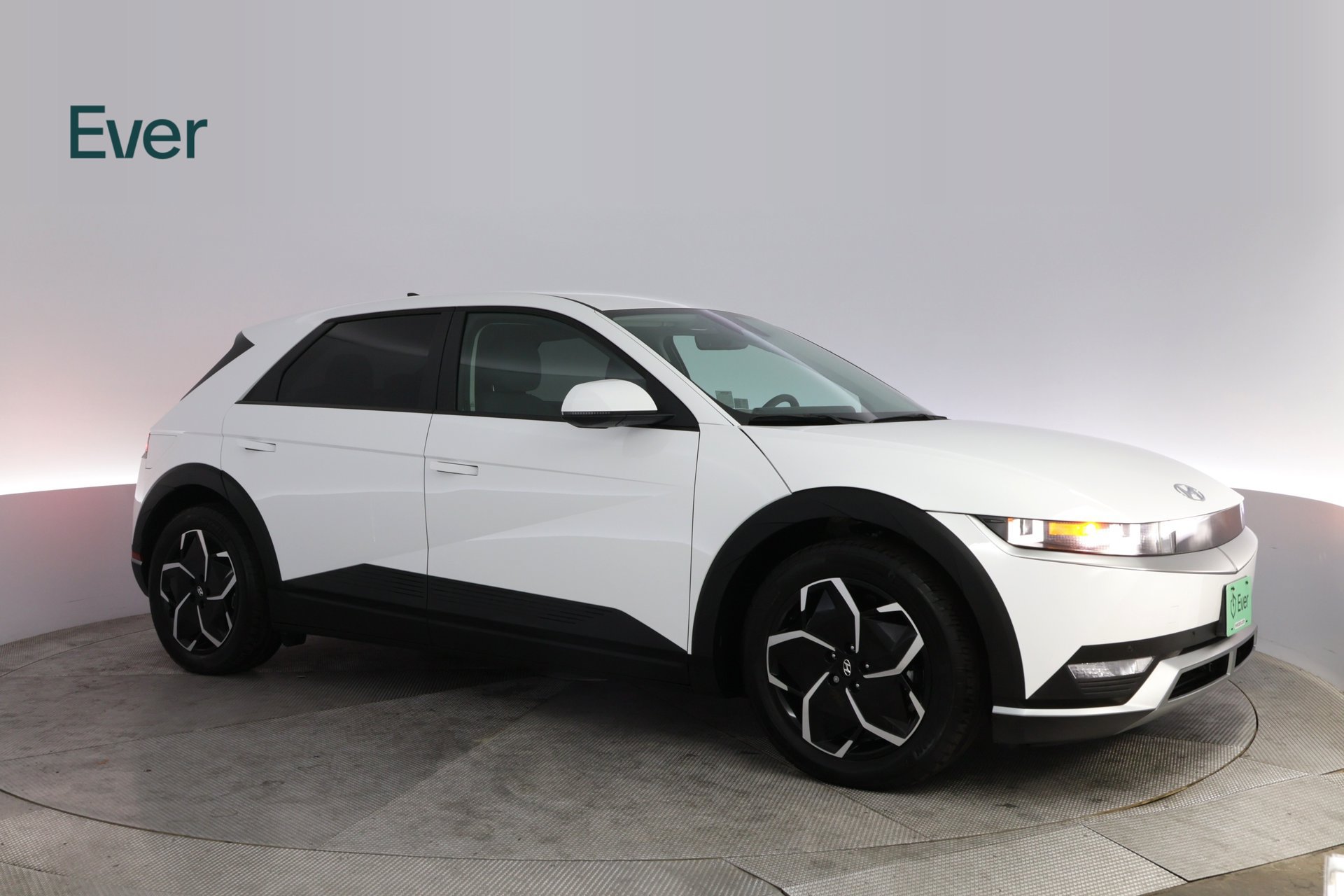 Used 2024 Hyundai Ioniq 5 SEL RWD image 14