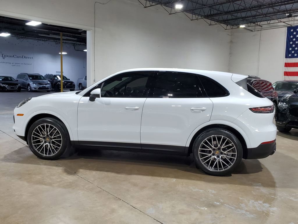 Used 2022 Porsche Cayenne image 13