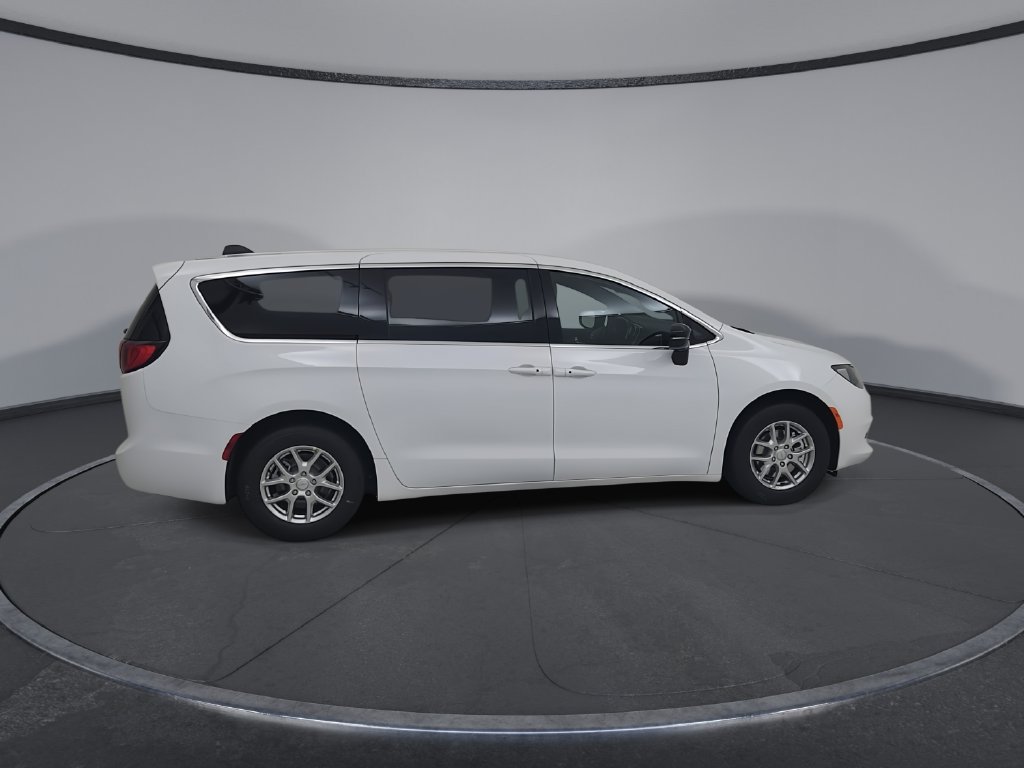 New 2027 Chrysler Pacifica LX FWD image 16