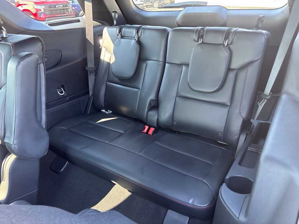 Used 2025 Ford Explorer ST-Line AWD/4WD image 34