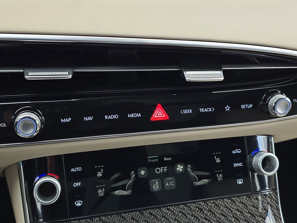 New 2026 Genesis GV70 3.5T Sport Prestige image 18