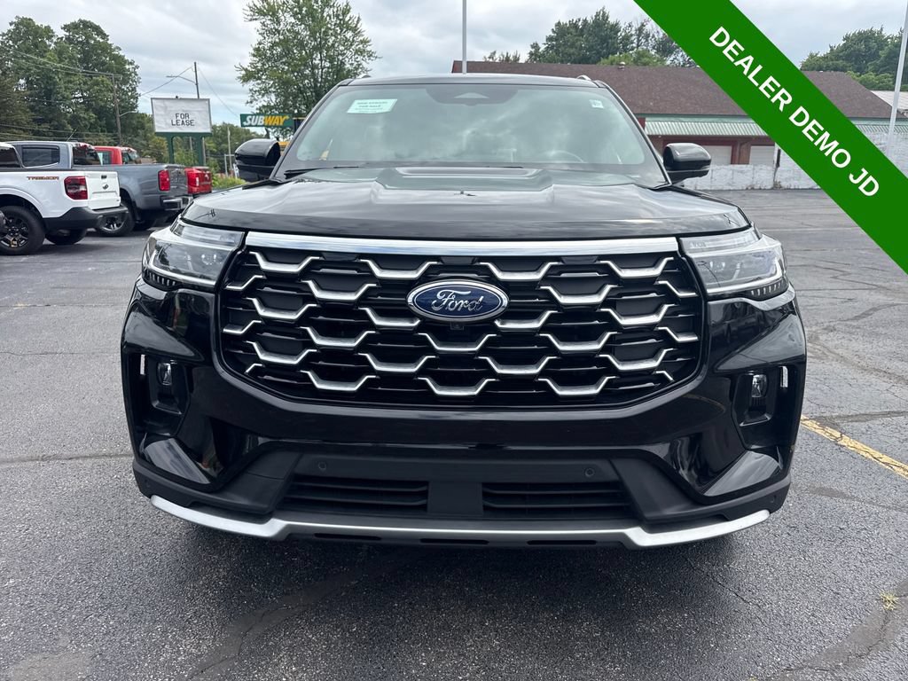 Used 2025 Ford Explorer Platinum AWD/4WD video 3