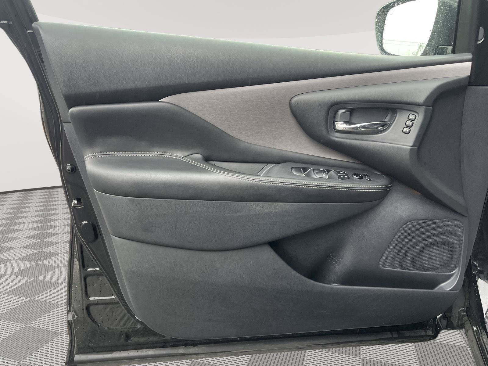 Certified 2023 Nissan Murano SL w/ SL Moonroof Package AWD/4WD image 18