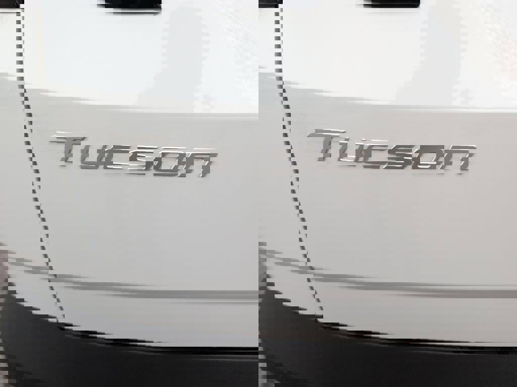 New 2026 Hyundai Tucson Limited image 12