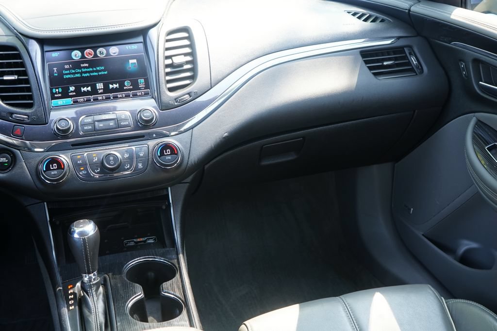 Used 2018 Chevrolet Impala Premier FWD image 20