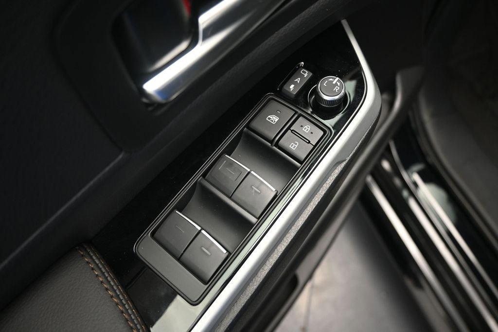 New 2026 Toyota Sienna Platinum AWD/4WD image 26