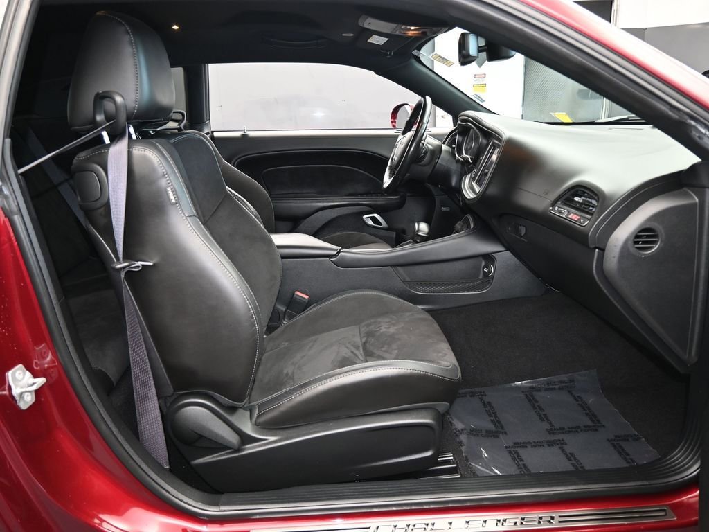 Used 2021 Dodge Challenger R/T Scat Pack w/ Plus Package image 43