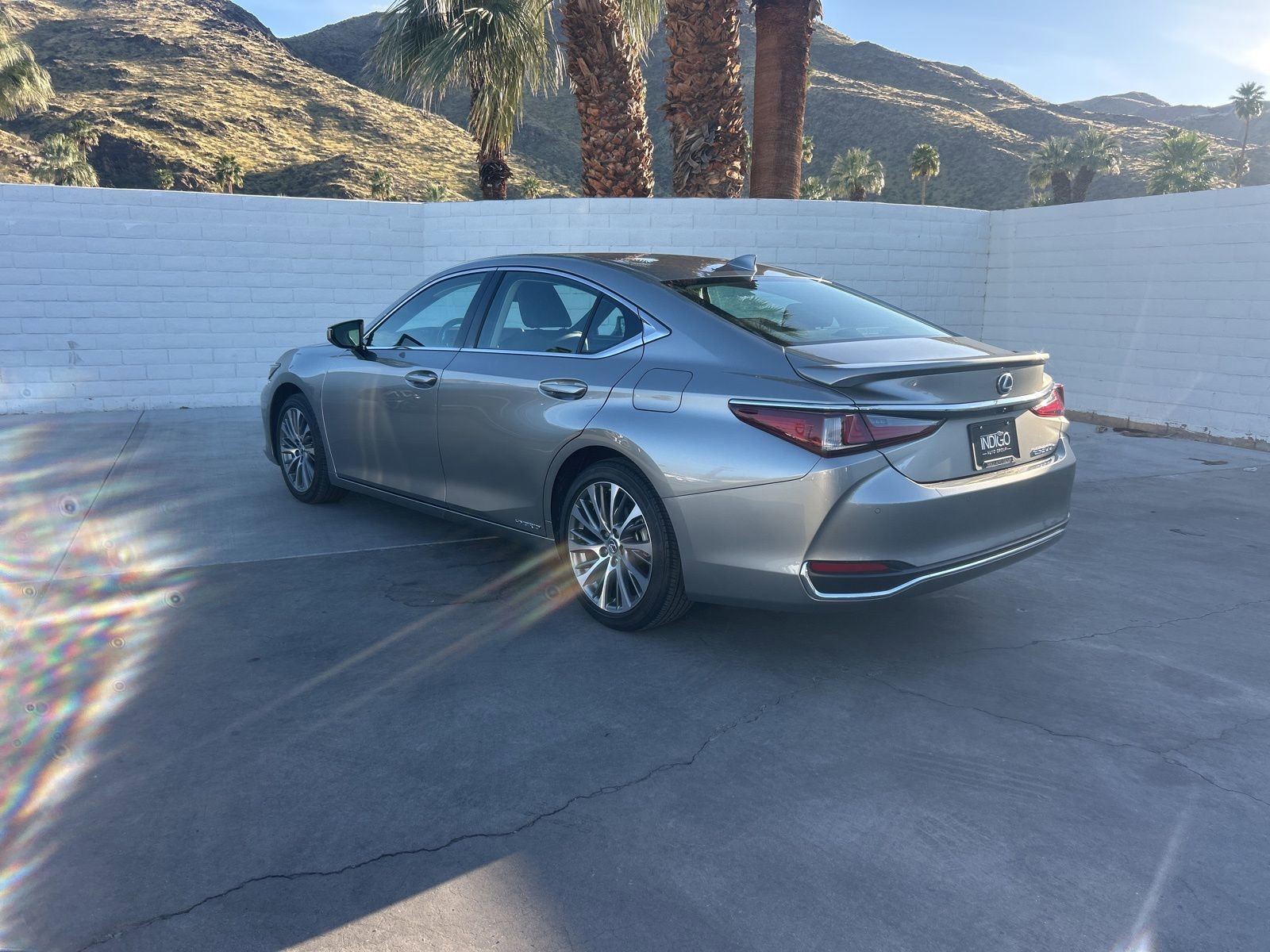 Used 2021 Lexus ES 300h w/ Premium Package image 7
