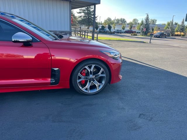 Used 2018 Kia Stinger GT2 AWD/4WD image 17