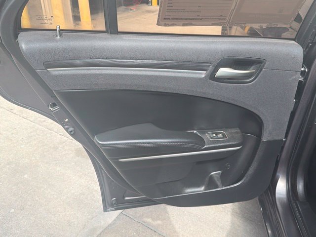 Used 2020 Chrysler 300 Touring w/ Sport Appearance Package RWD image 13