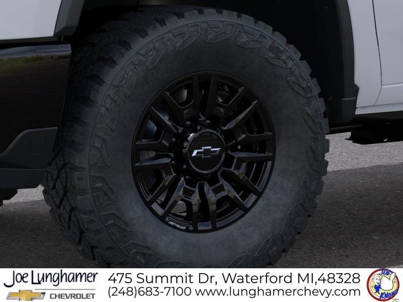 New 2026 Chevrolet Silverado 2500 ZR2 w/ LPO, Dark Essentials Package AWD/4WD image 9