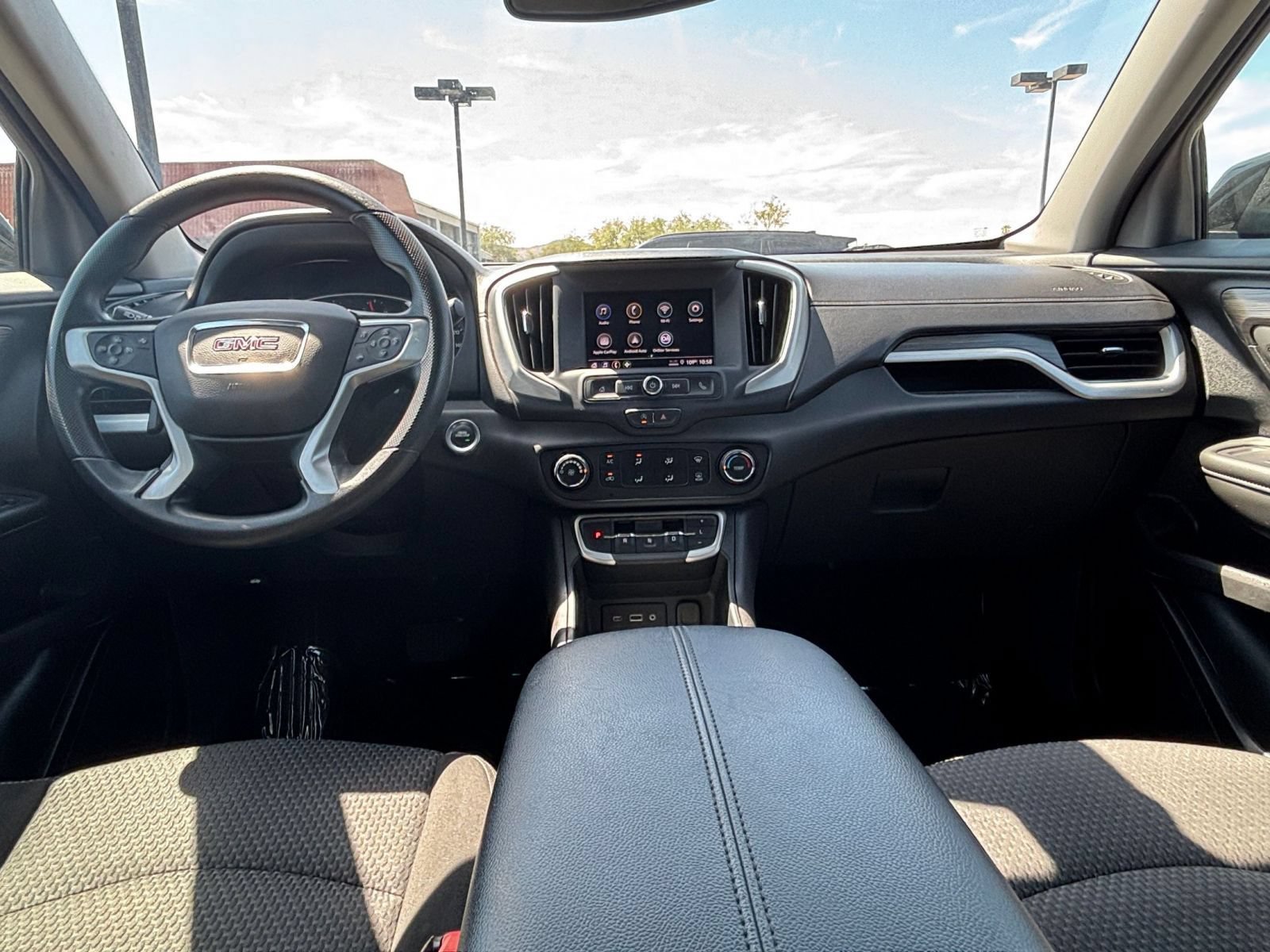 Used 2024 GMC Terrain SLE FWD image 31